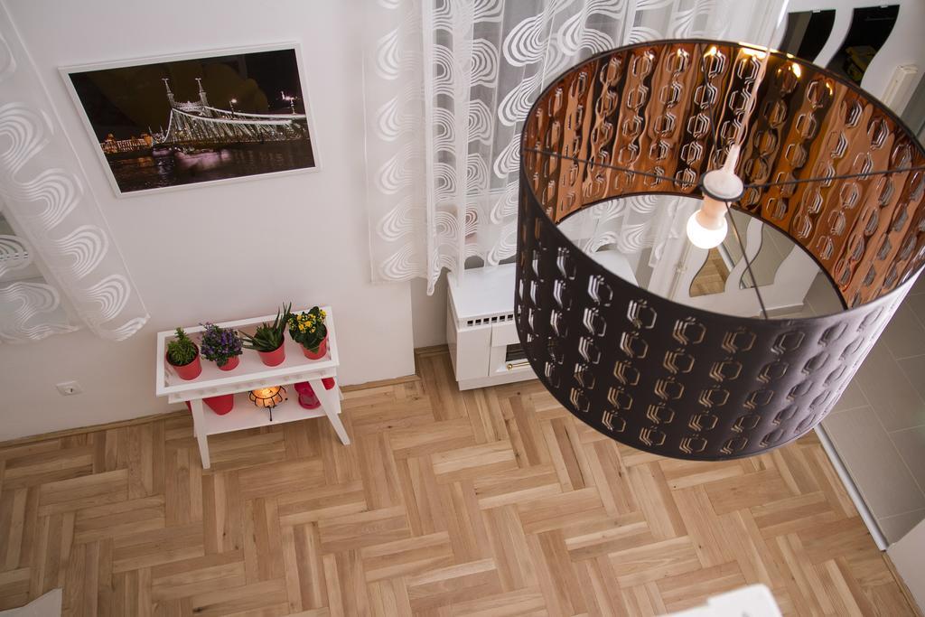 Lovag Apartman Βουδαπέστη Εξωτερικό φωτογραφία