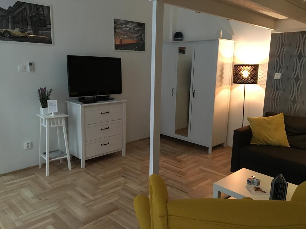 Lovag Apartman Βουδαπέστη Εξωτερικό φωτογραφία